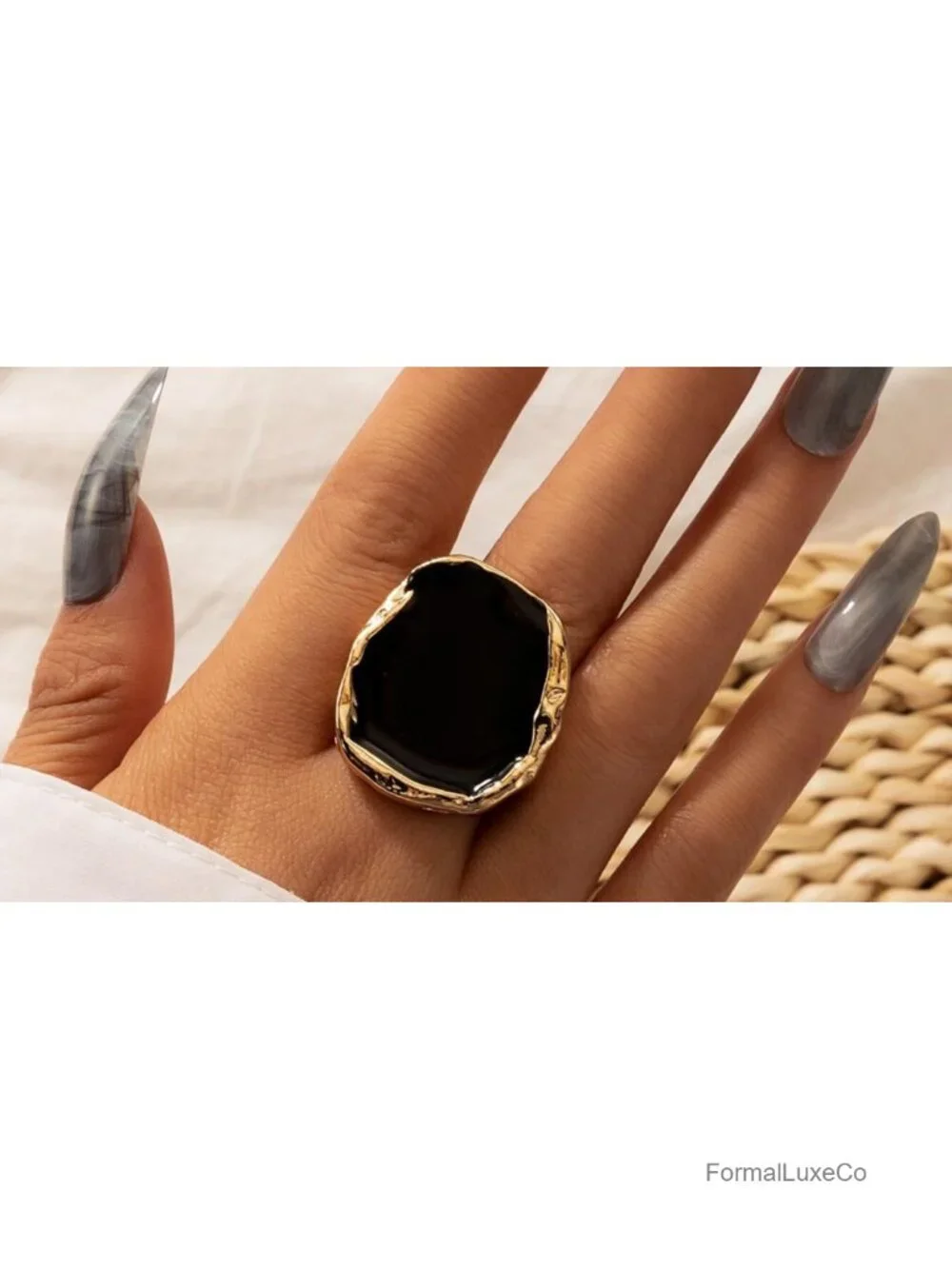 Vintage Gold Statement Ring for Women Chunky Enamel Drip Finger Ring Gothic